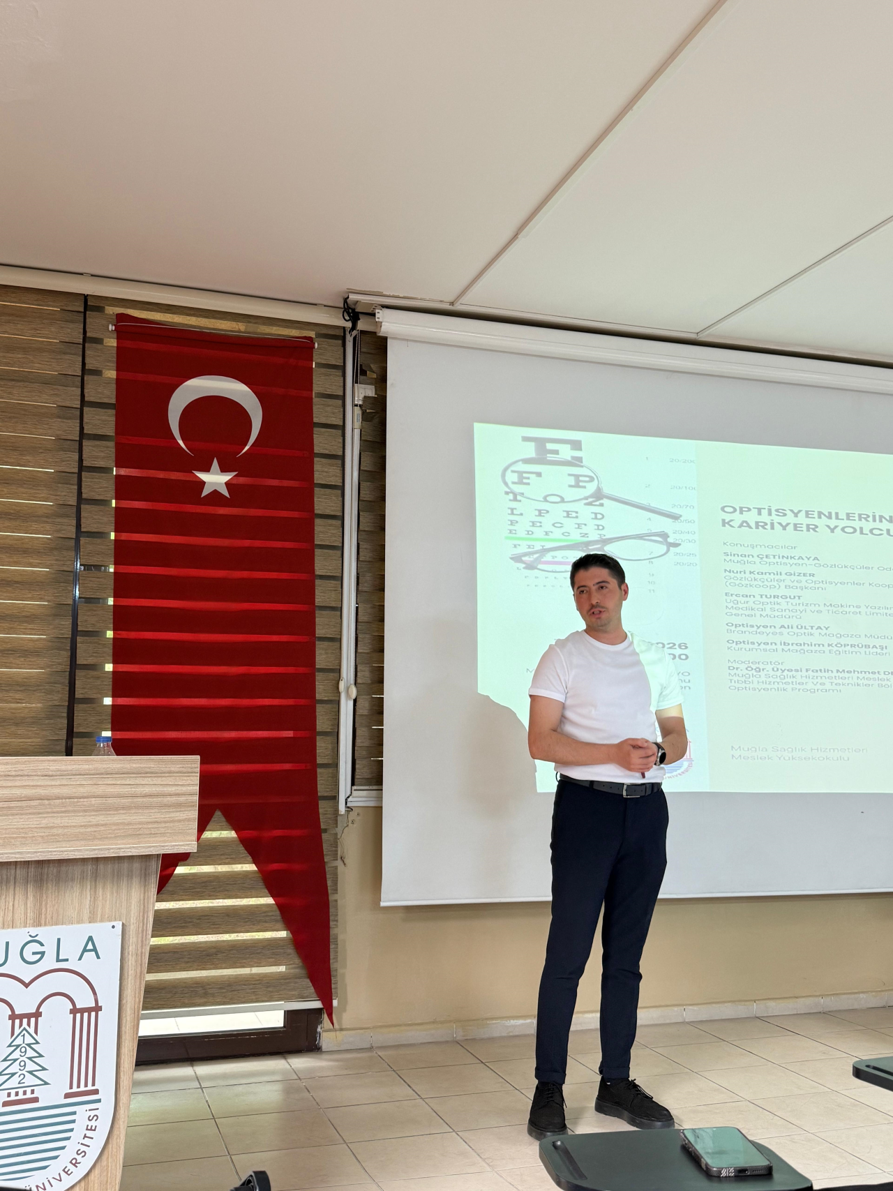Optisyenlerin Kariyer Yolculuğu