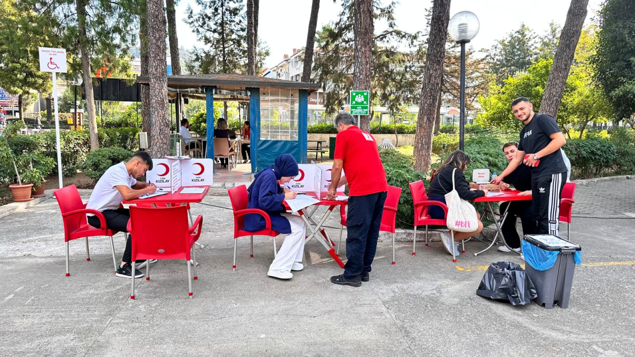 Kan Bağışı ve Kızılay Gönüllülüğü Etkinliği Düzenlendi