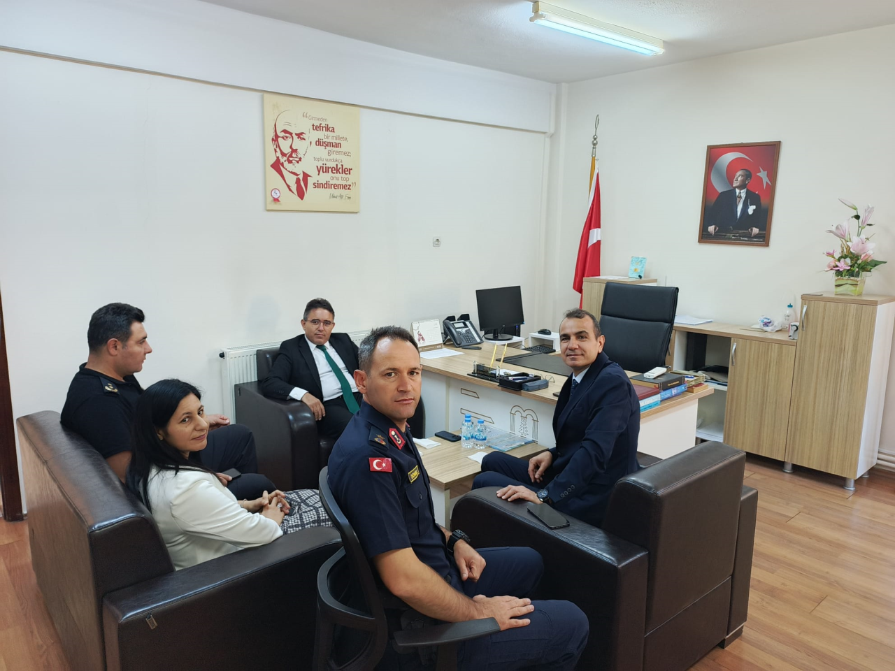 Marmaris Kaymakamımız Sayın Nurullah Kaya’dan Okulumuza Ziyaret